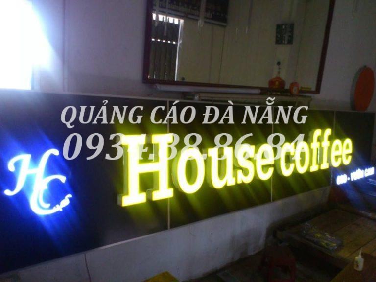 Ptre Lam Bien Quang Cao Chu Noi Tai Le Chan Hai Phong
